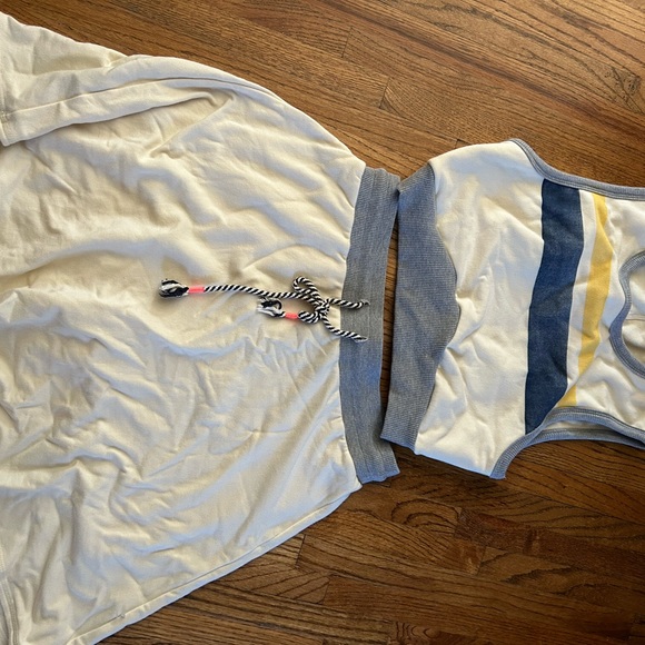 Sundry Cream and Gray Ribbed Set - Picture 9 of 9